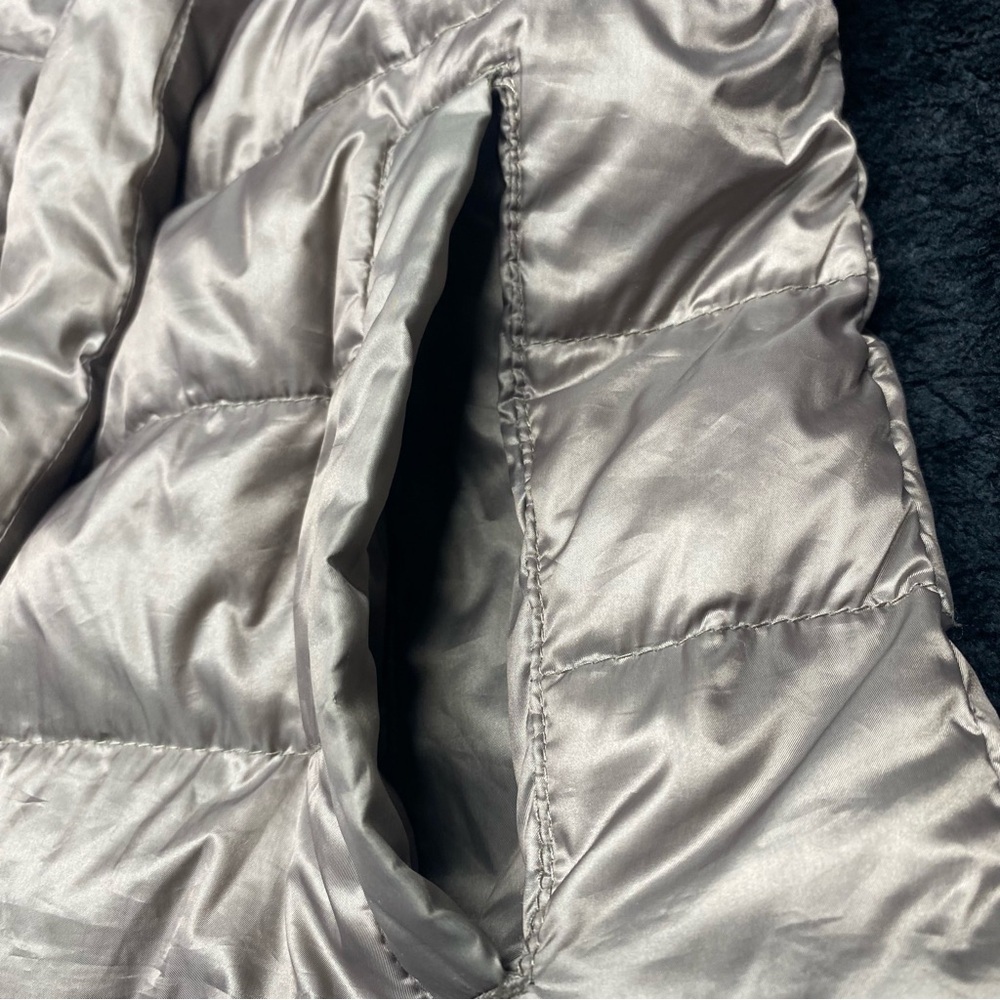 T Tahari Metallic Gray Puffer Jacket Women’s S Pockets Zip Snap 80 Down 20 Feath - Picture 6 of 13